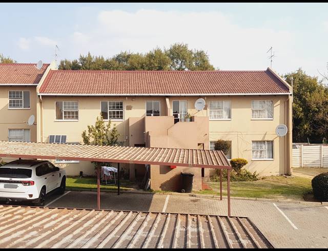 2 BEDROOM APARTMENT TO LET IN VORNA VALLEY